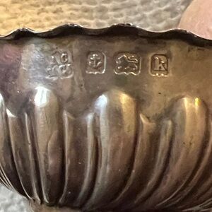 Set Antique Sterling Silver Alexander Clark London Salt Cellars & inserts